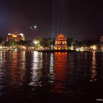 Vistas de Hanoi por la noche en Vietnam