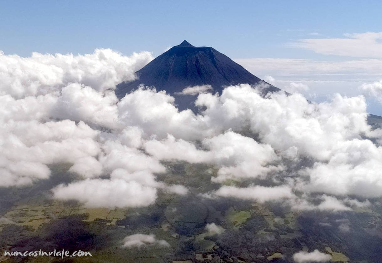 Llegar a Faial en avión