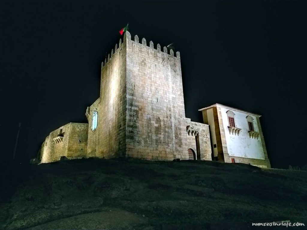 Castillo de Belmonte Portugal de noche