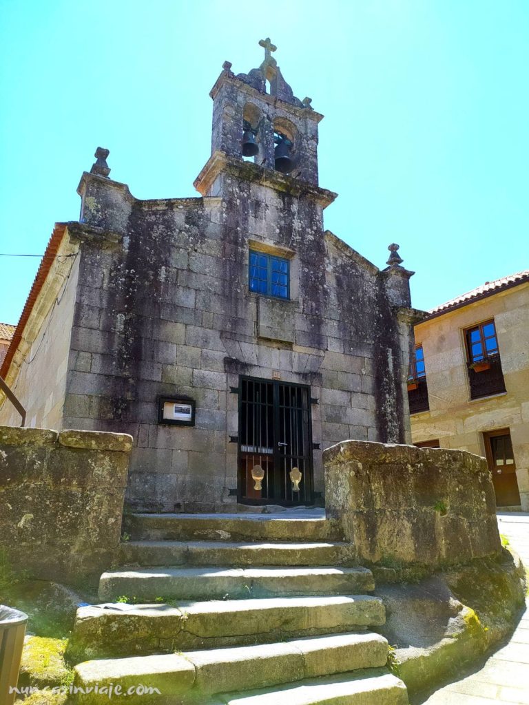 Iglesia de San Roque en Combarro