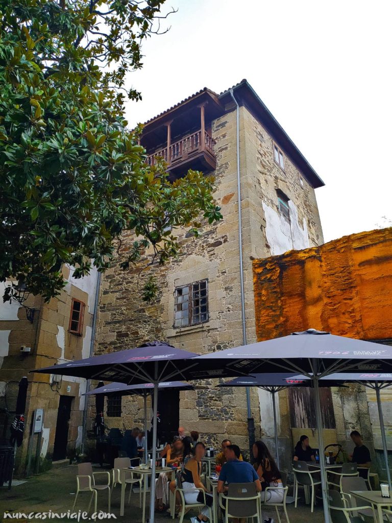 Pazo y Torre de Lanzós