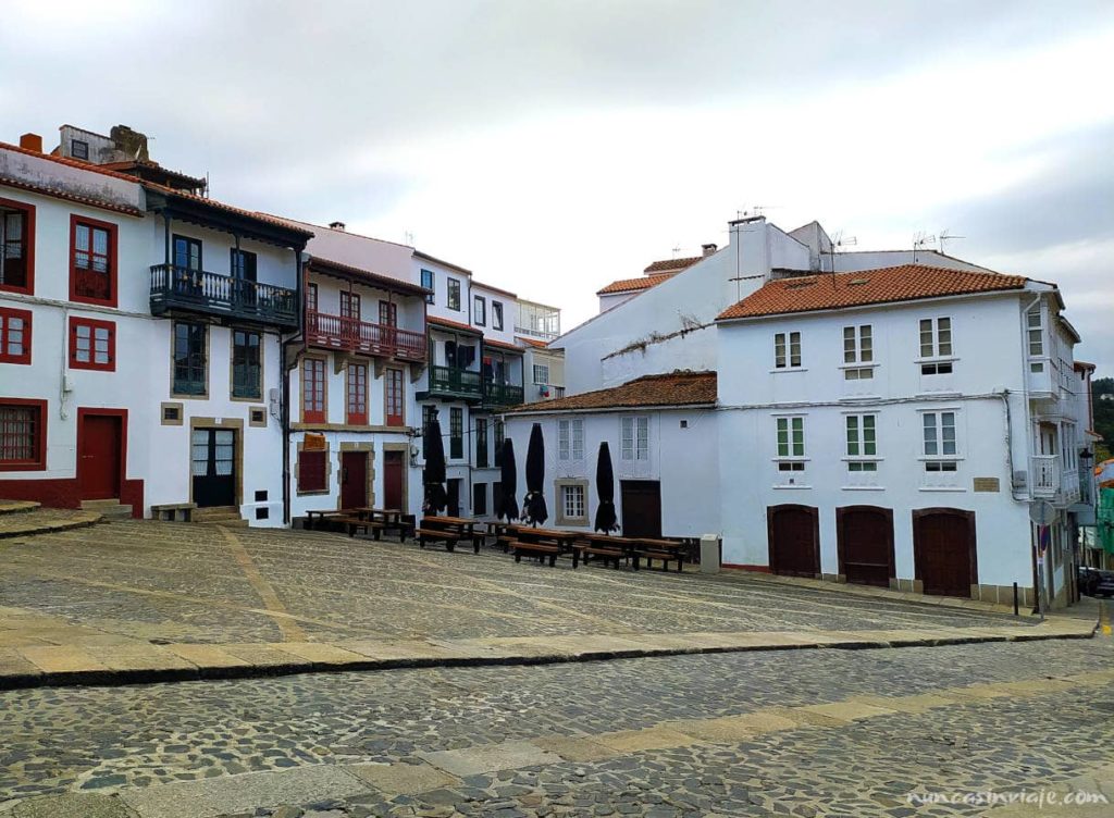 Plaza de Fernán Pérez de Andrade
