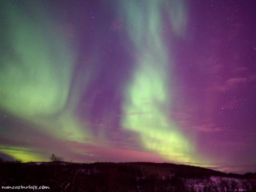 Una aurora boreal en los alrededores de Tromso