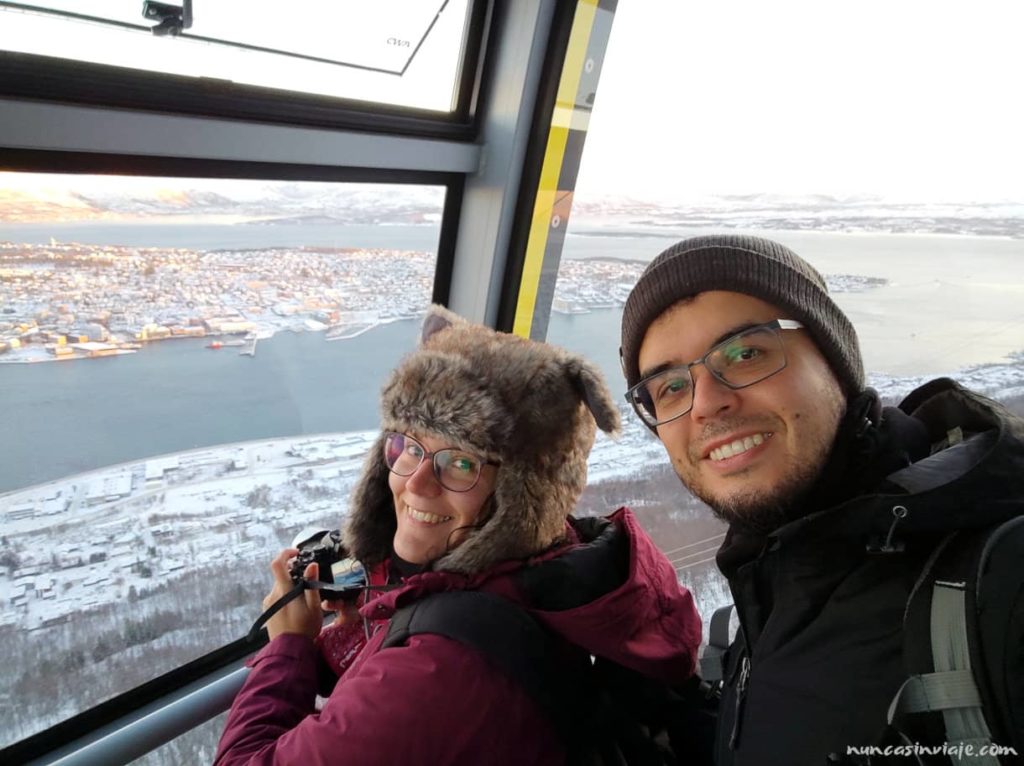 Vistas desde el teleférico de Tromso, uno de los principales atractivos turísticos de la ciudad