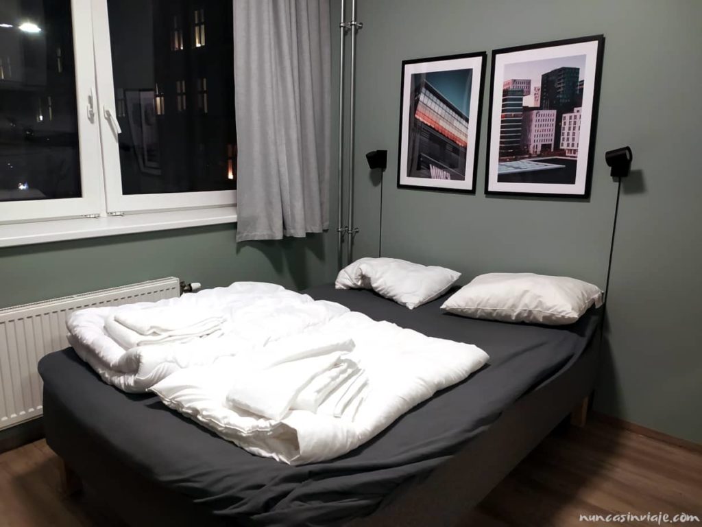 Una habitación de hotel en Oslo