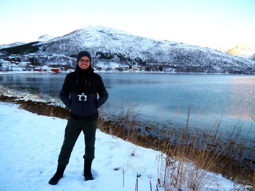 Qué llevar a una excursión por los fiordos árticos en Noruega: ropa térmica y de lana