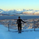 Una de las cosas imprescindibles que ver en Tromso son las vistas desde el mirador en lo alto del teleférico