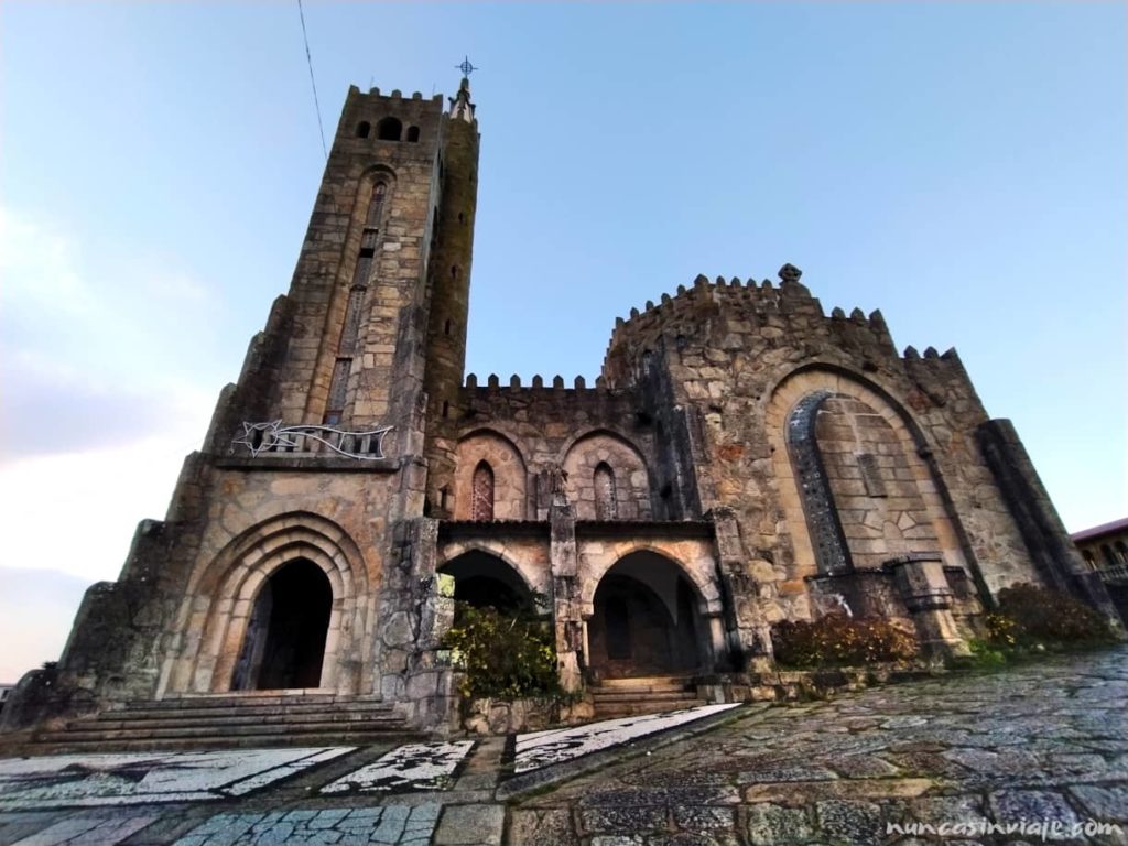 Iglesia o templo Votivo del Mar, de Antonio Palacios, en Panxón